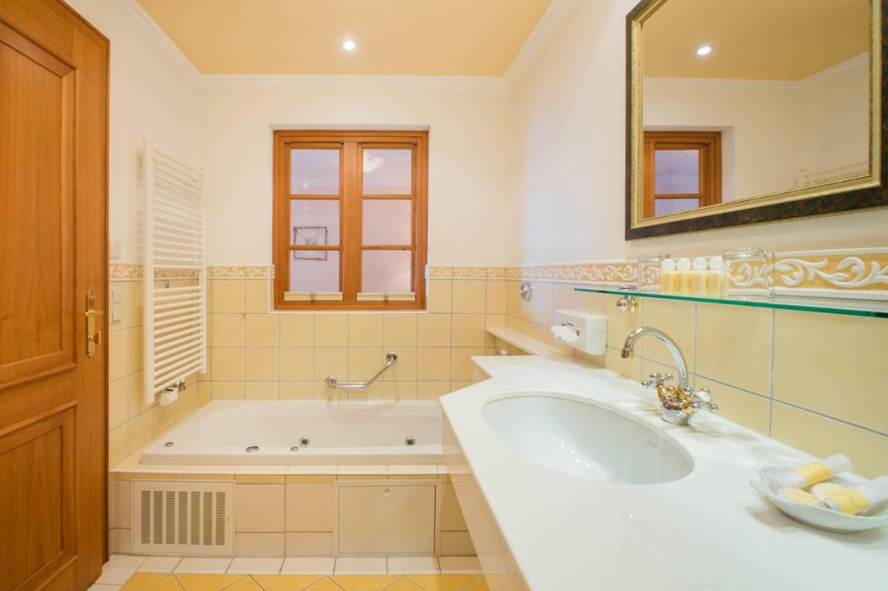 Hotel Alpenschloessl Sankt Johann im Pongau Luaran gambar